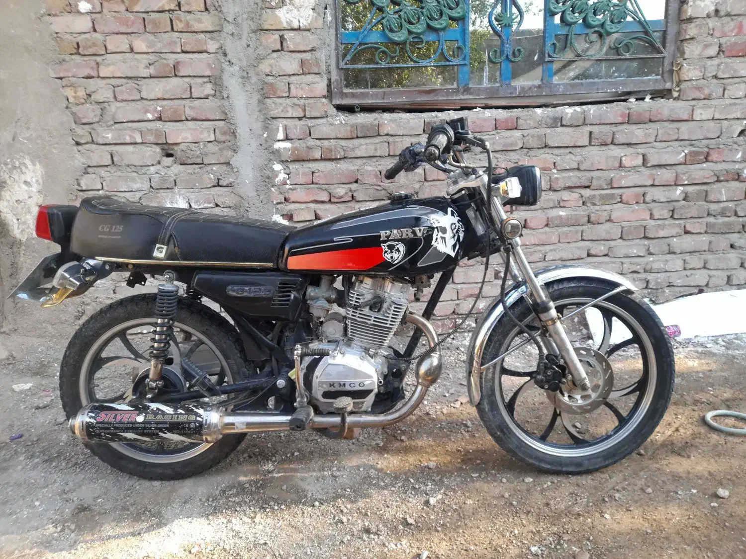 موتور|موتورسیکلت|خاش, |دیوار