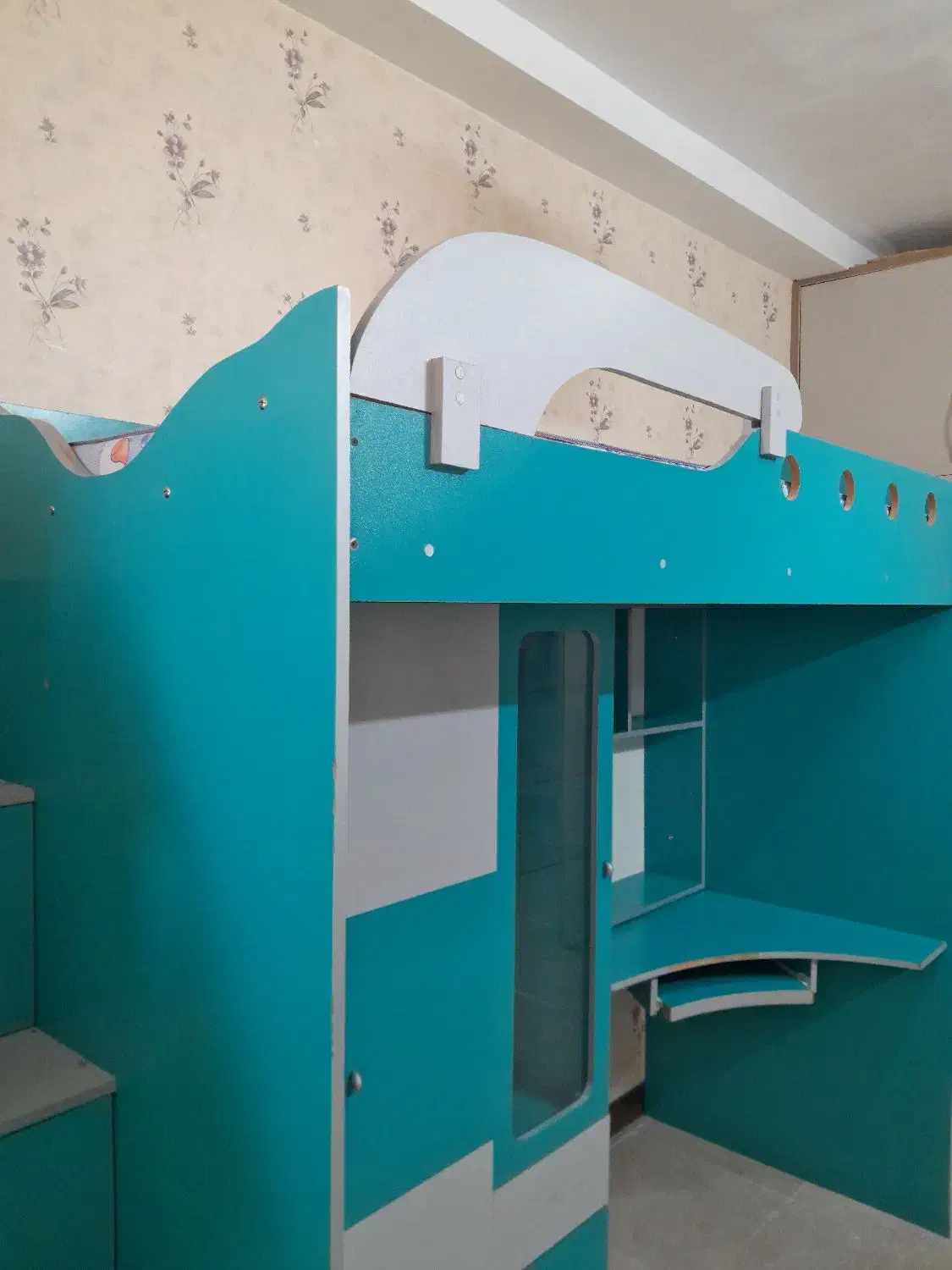 تخت و کمد نوجوان|تخت و سرویس خواب|سبزوار, پاسداران|دیوار