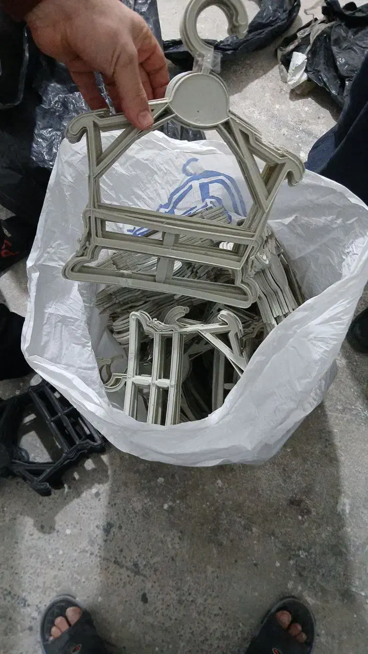 تیله.چوب لباسی.اتاق پرو.قفسه.رگال زمینی و هوایی|بندرخت و رختآویز|کرمانشاه, |دیوار