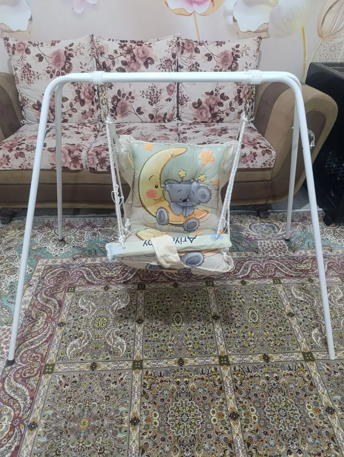 تاب و گهواره|اسباب و اثاث بچه|بوئین زهرا, |دیوار