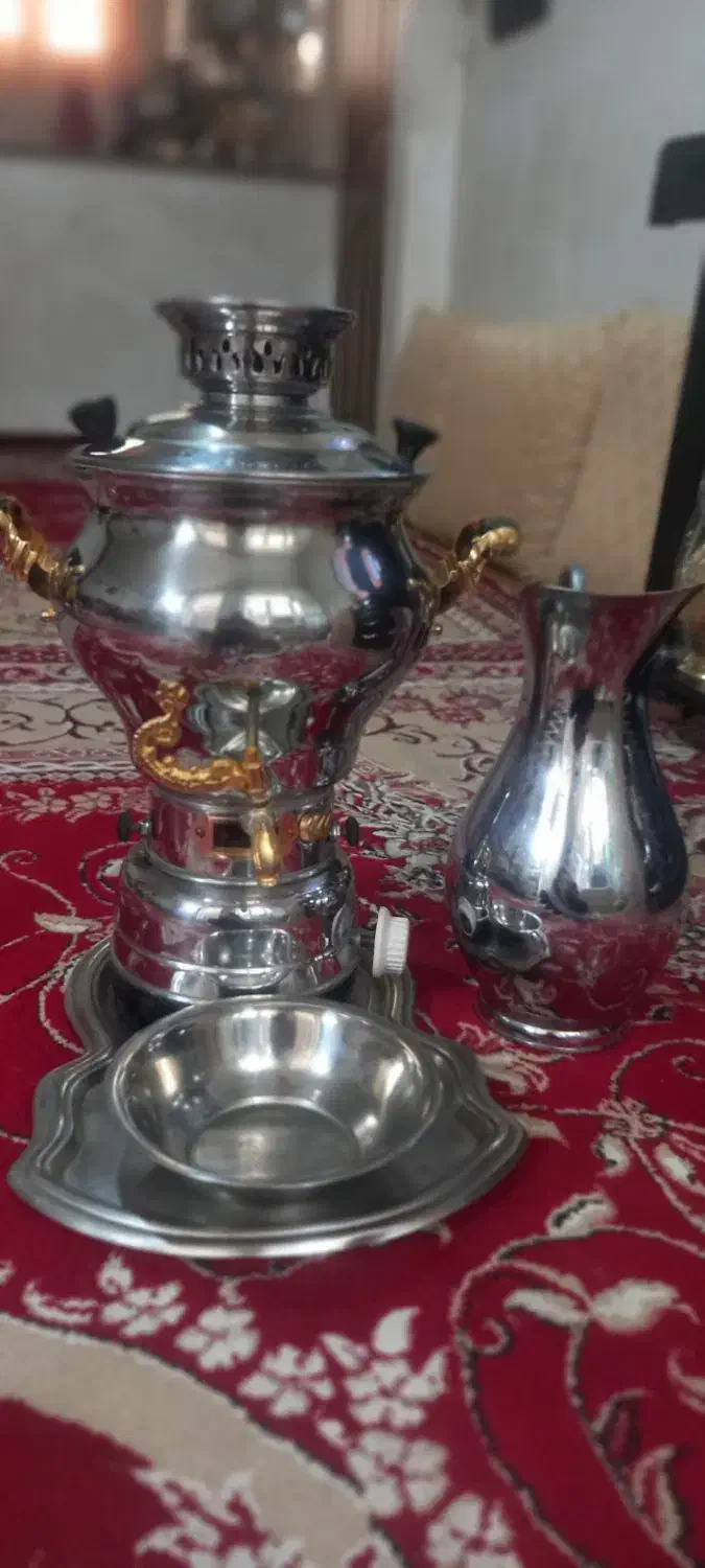 سماور ۶لتری افسون کار کرده ولی سالم تمیز|قوری، کتری، قهوه‌ساز دستی|تبریز, |دیوار