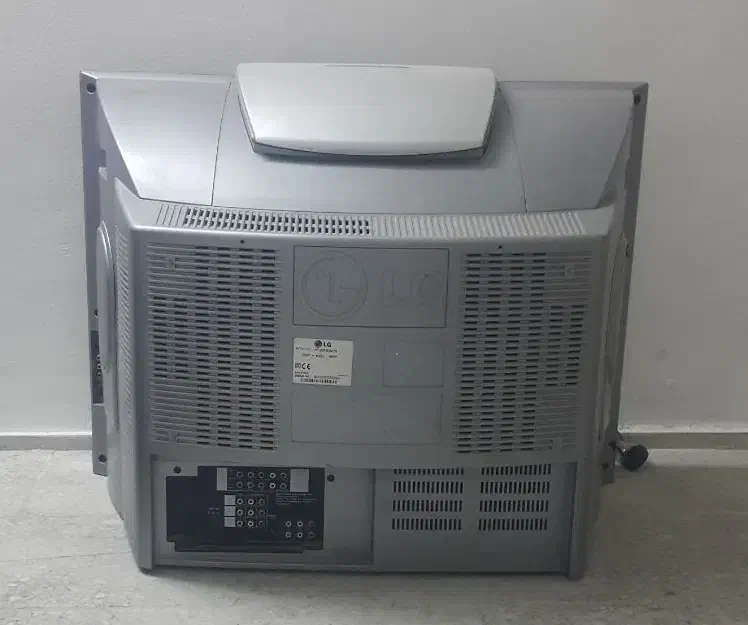 تلویزیون ال جی|تلویزیون و پروژکتور|خمینی‌شهر, |دیوار