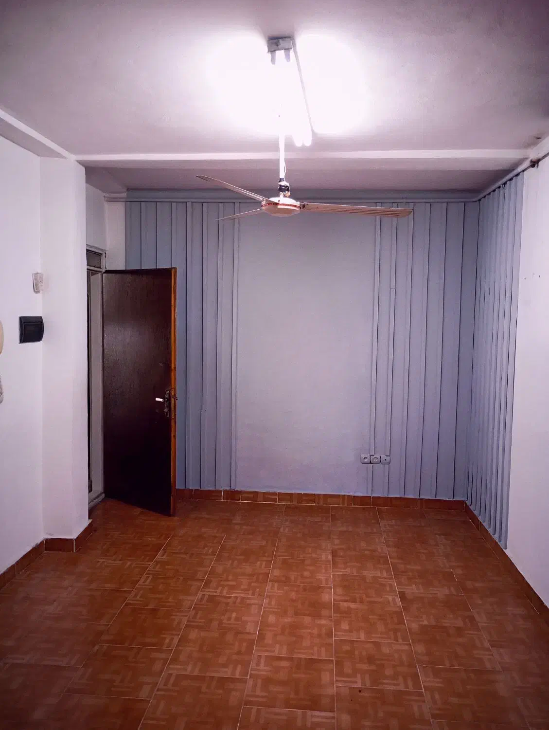 فروش واحد مسکونی تجاری ۵۷ متری مرکز سادات شهر|فروش آپارتمان|کتالم و سادات شهر, |دیوار