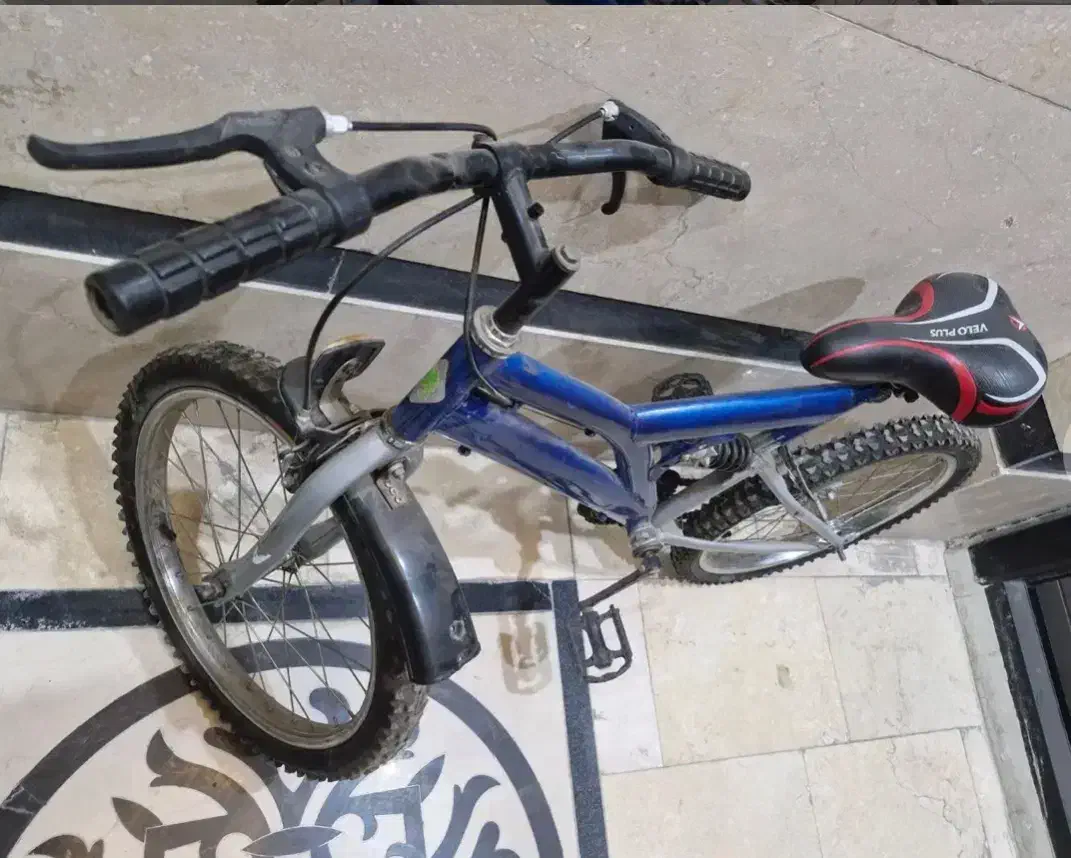 دوچرخه سایز بزرگ ۲۰ تمیز لاستیک و صندلی نو نو|دوچرخه، اسکیت، اسکوتر|تهران, افسریه شمالی|دیوار