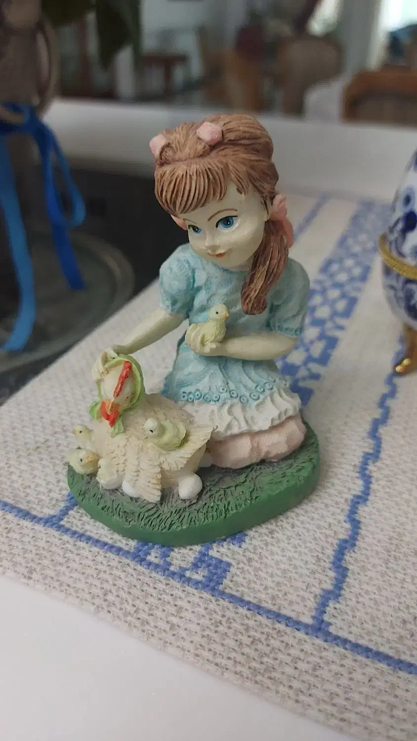 مجسمه دکوری و جا جواهری|کلکسیون اشیاء عتیقه|ساری, |دیوار