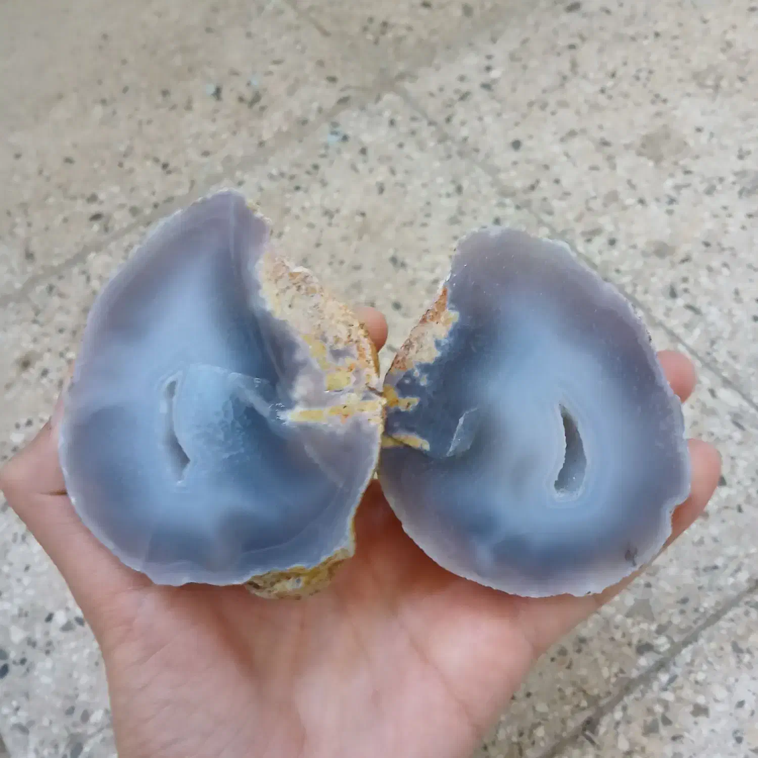 ۲کیلو و نیم سنگ عقیق|جواهرات|اصفهان, کوی امام|دیوار