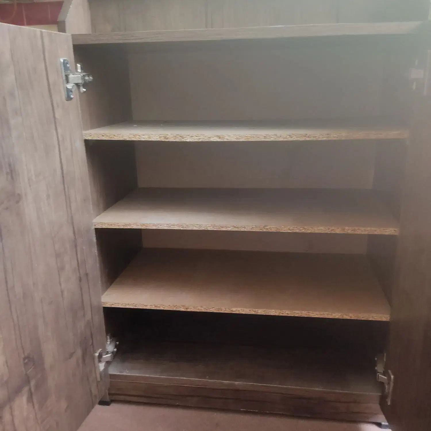 جاکفشی|جاکفشی، کمد، دراور|فولادشهر, B2|دیوار