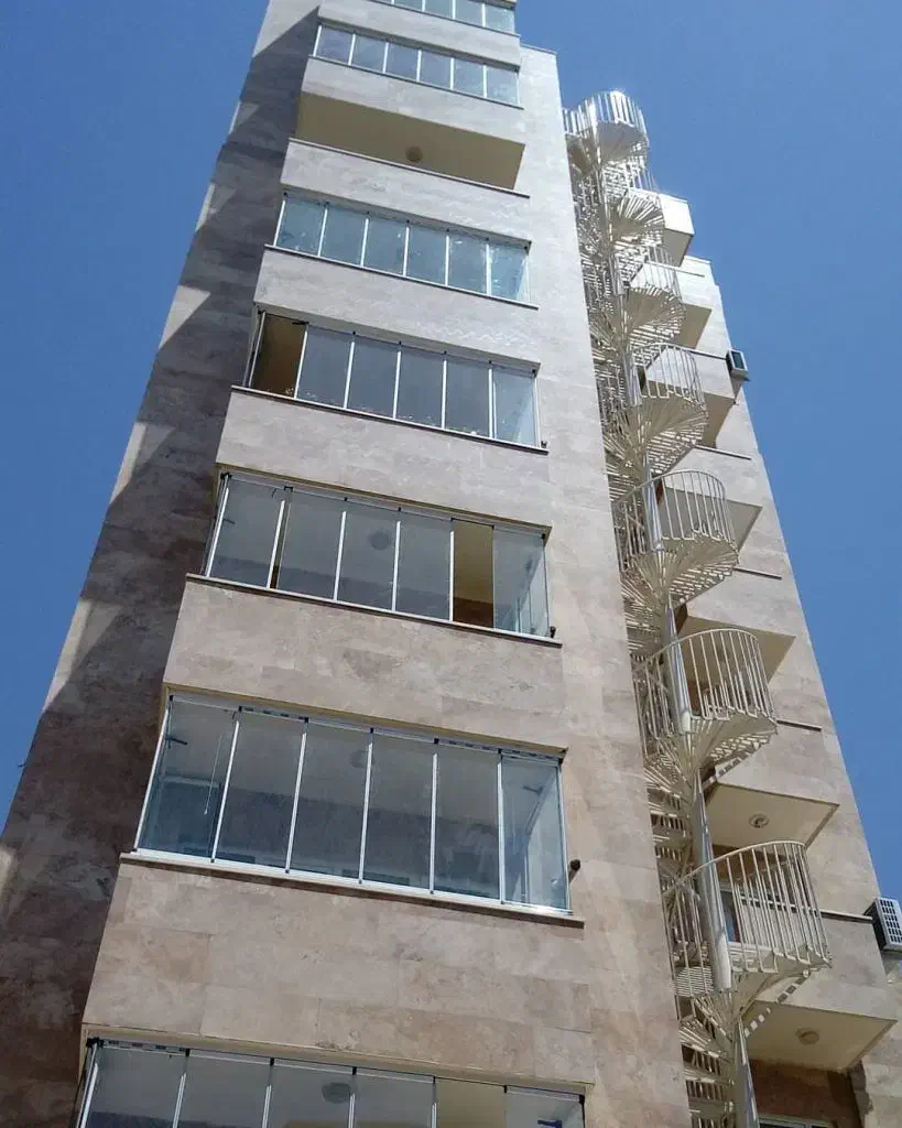 شیشه بالکنی تاشو و شیشه اسلاید|خدمات پیشه و مهارت|دزفول, |دیوار