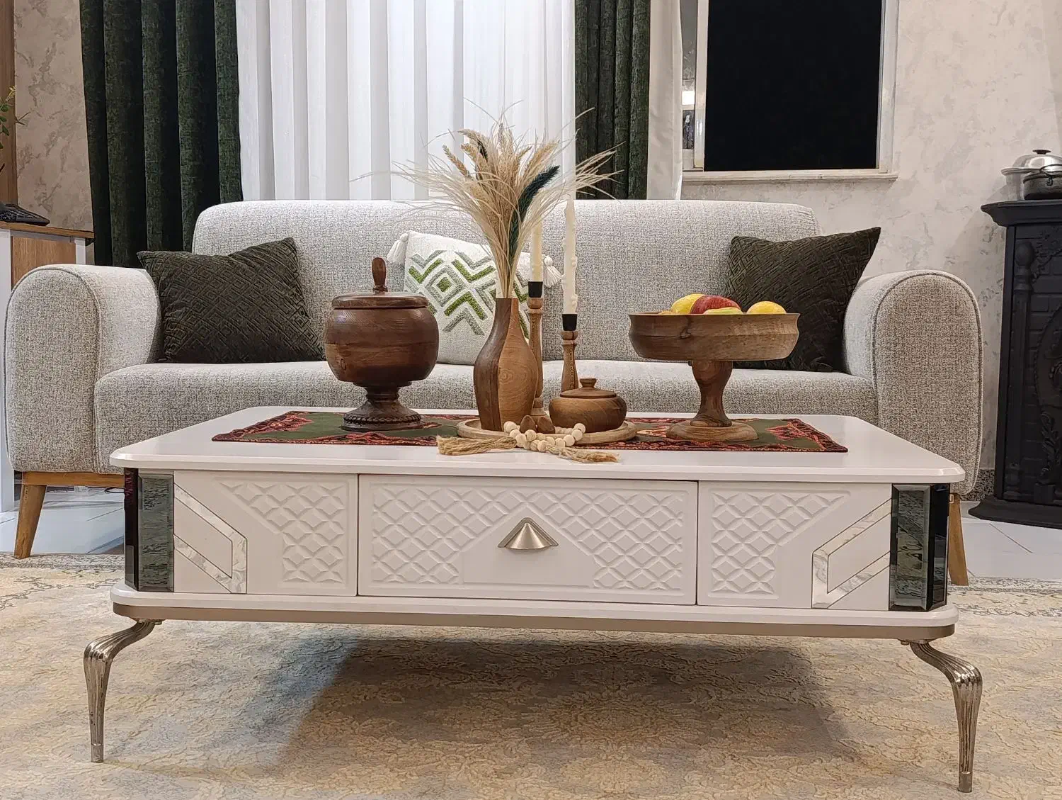 میز وسط ست با میز تلویزیون|مبلمان خانگی و میز عسلی|لاهیجان, خمیر کلایه|دیوار