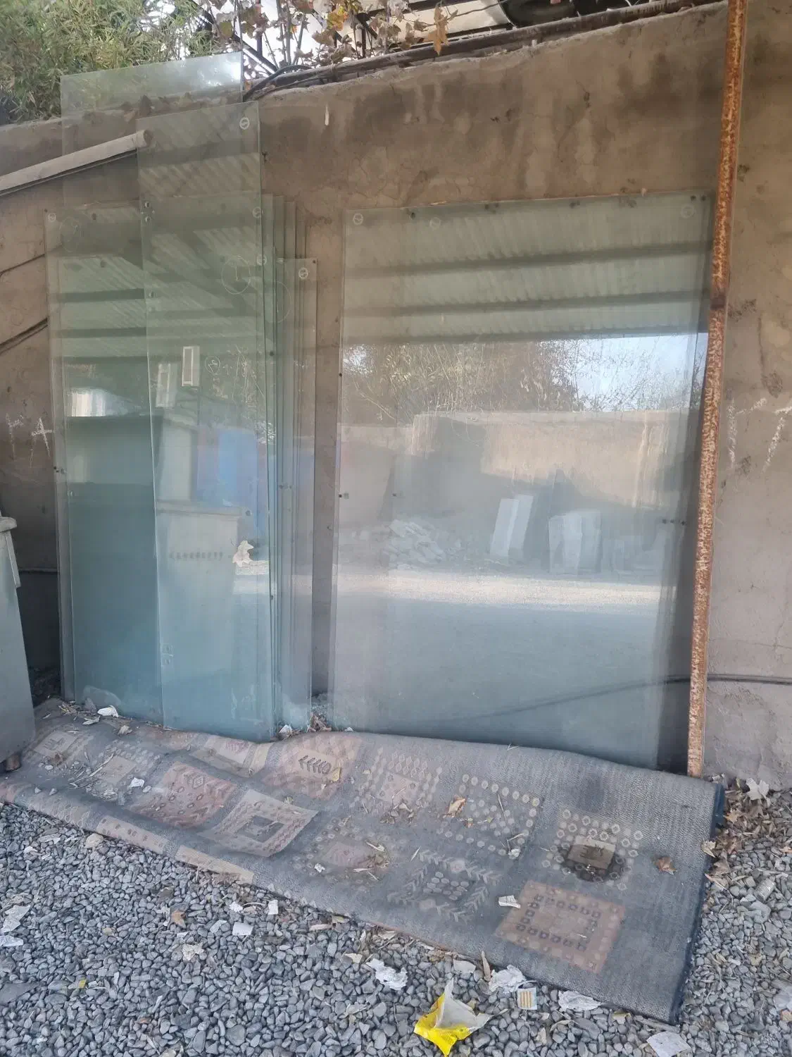 شیشه میرال دسته دوم|مصالح و تجهیزات ساختمان|کرج, چمن|دیوار