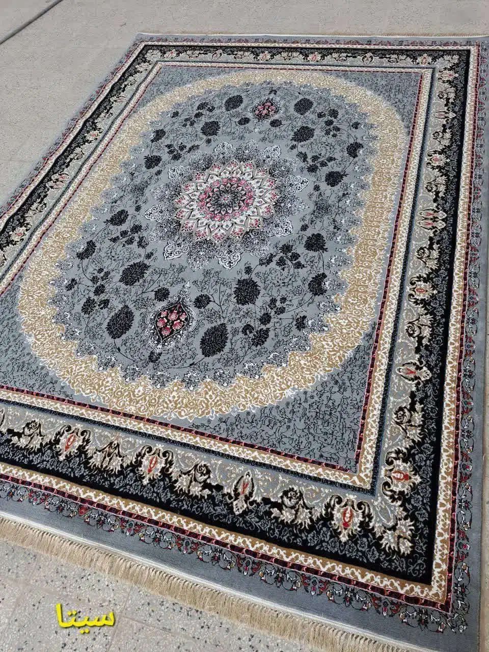 تعدادی فرش تک وجفت انباربه قیمت کارخونه عرضه میشود|فرش|رامسر, |دیوار