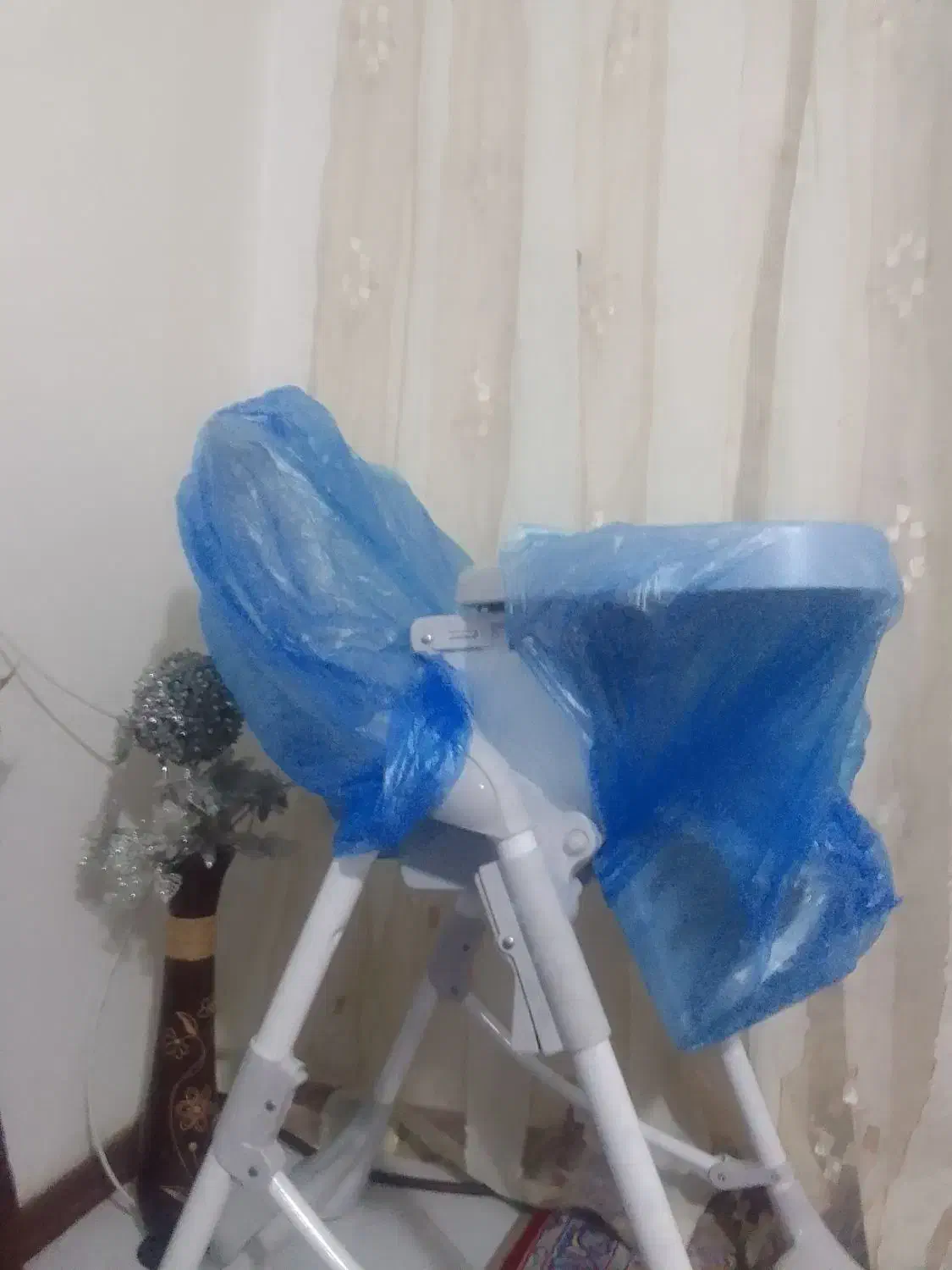 صندلی غذا خوری بچه|میز و صندلی غذاخوری|گلبهار, شهر جدید گلبهار|دیوار