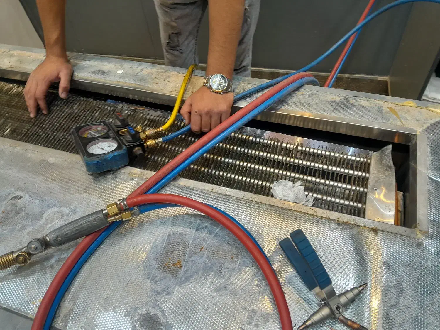 تعمیرات انواع یخچال خانگی وصنعتی و لباسشویی اتومات|خدمات پیشه و مهارت|مشهد, رده|دیوار