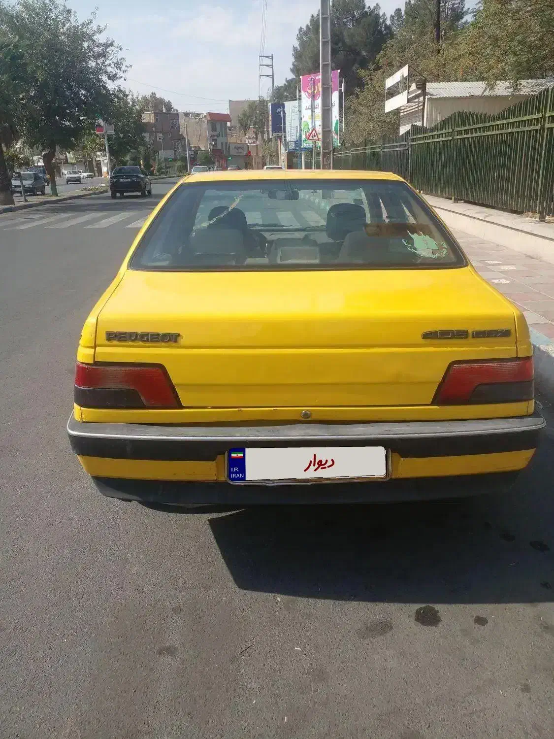 تاکسی پاکدشت سرمامازن قوهه است.پلاک ت|خودرو سواری و وانت|پاکدشت, پاکدشت (مامازند)|دیوار