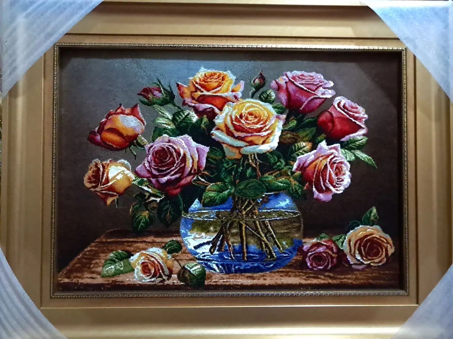 تابوفرش دستبافت/تابلو فرش گلدان شیشه ای رز|تابلو فرش|تهران, استاد معین|دیوار