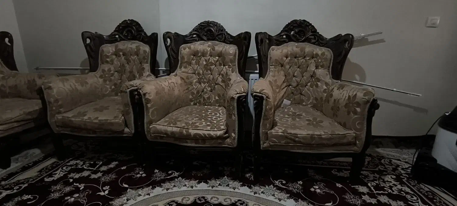 مبل 9نفره|مبلمان خانگی و میز عسلی|گلبهار, شهر جدید گلبهار|دیوار