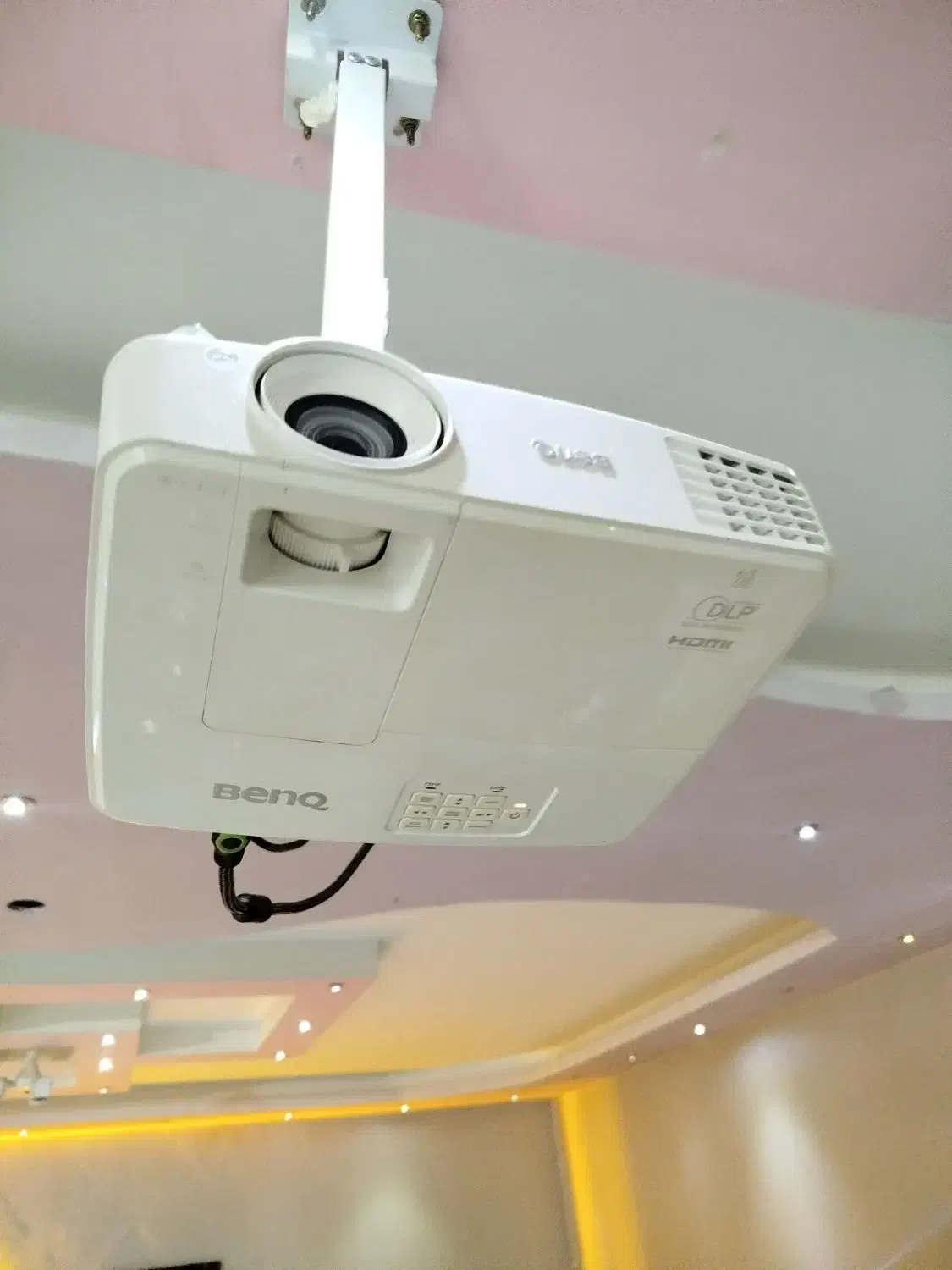 ویدیو پروژکتور BEnQ|تلویزیون و پروژکتور|فسا, |دیوار