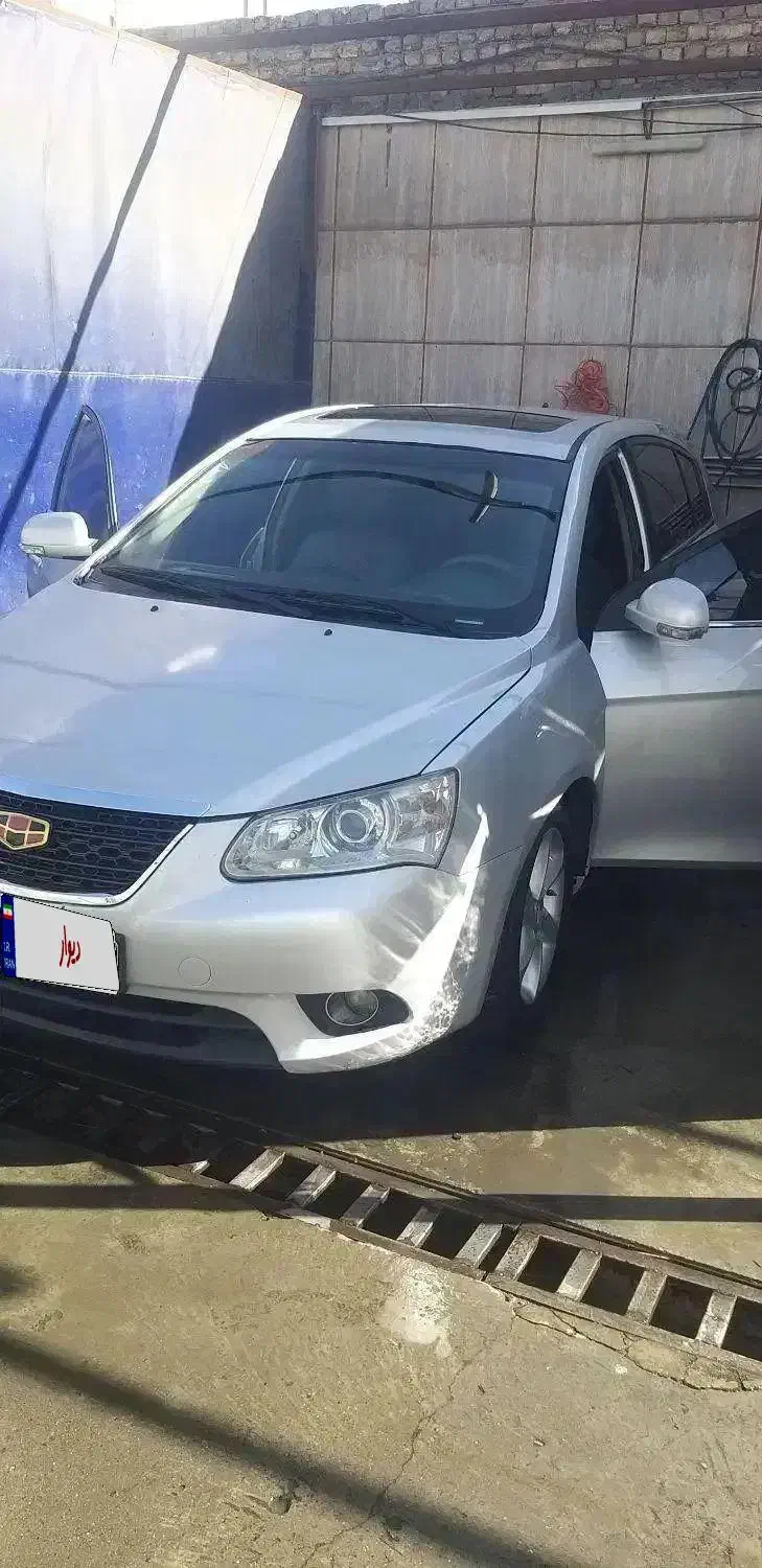 جیلی امگرند۲۰۱۳|خودرو سواری و وانت|مشهد, هنرستان|دیوار