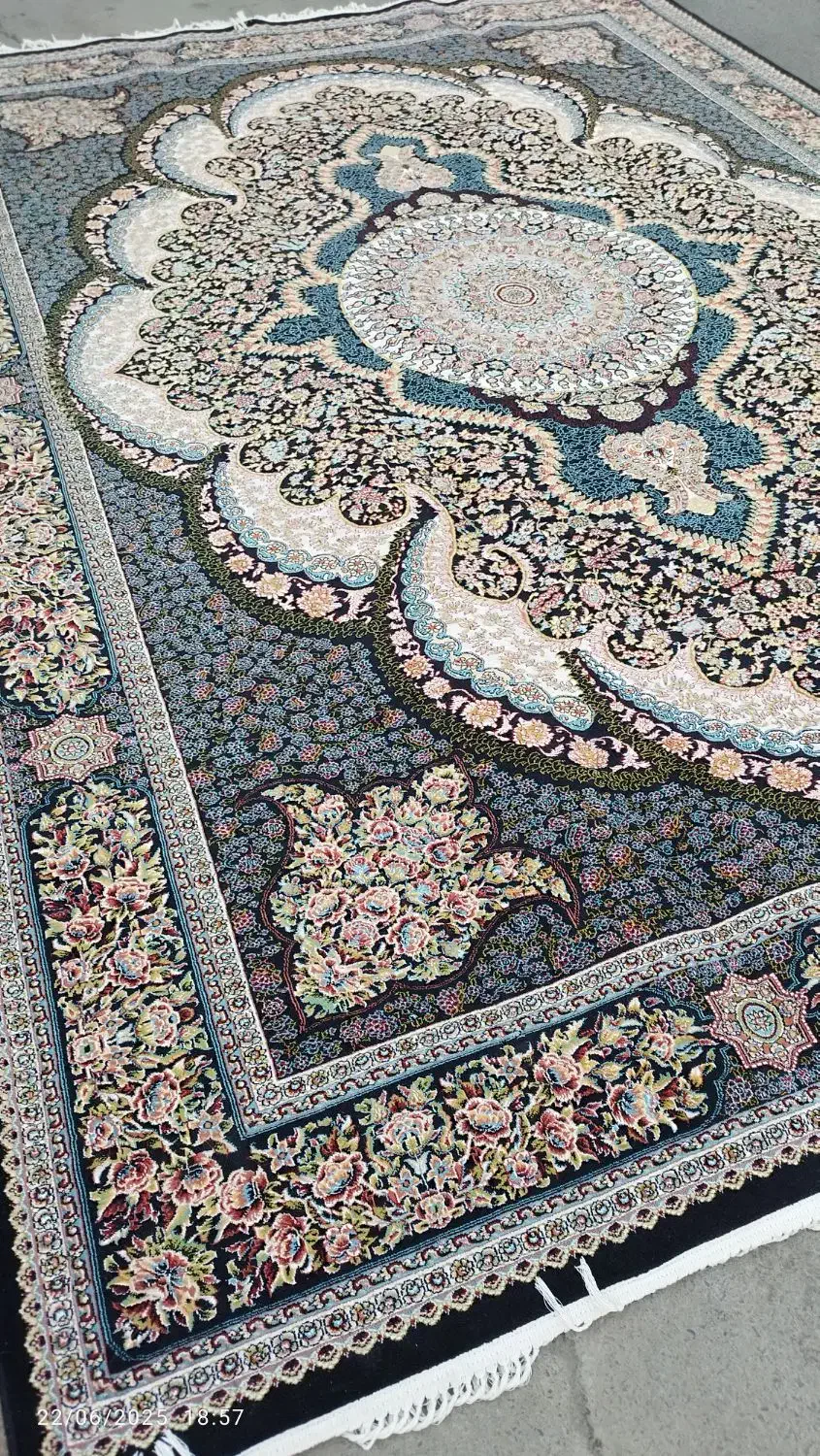یک جفت ۱۲ متری سورمه ای|فرش|پاکدشت, حصار امیر|دیوار