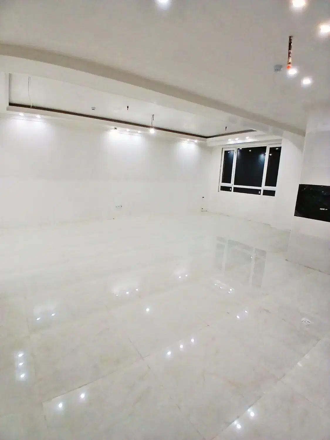 ۱۳۰ متر دو خواب شخصی ساز/کلید نخورده/ واوان|فروش آپارتمان|اسلام‌شهر, شهرک واوان|دیوار