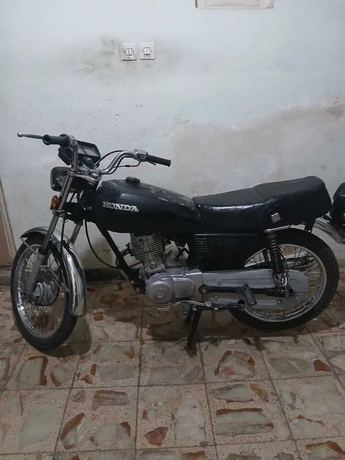 ۴۰۰۰۰۰۰۰|موتورسیکلت|فیروزآباد (فارس), |دیوار