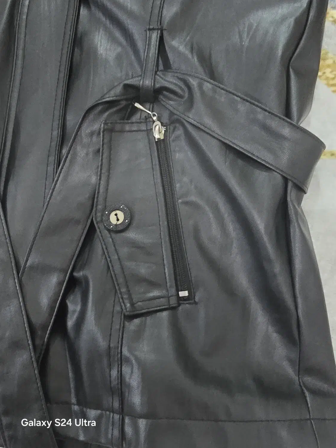 کاپشن چرمی|لباس|ماکو, |دیوار