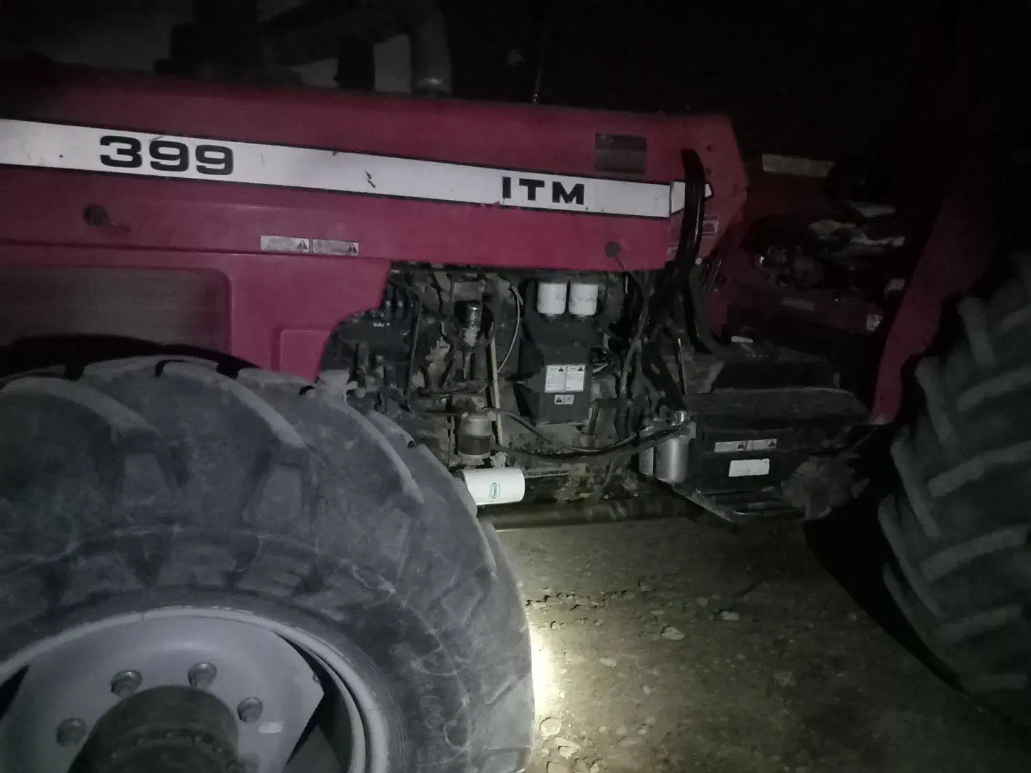 فروش تراکتور ۳۹۹مدل ۹۶|خودرو سنگین|فاریاب, |دیوار