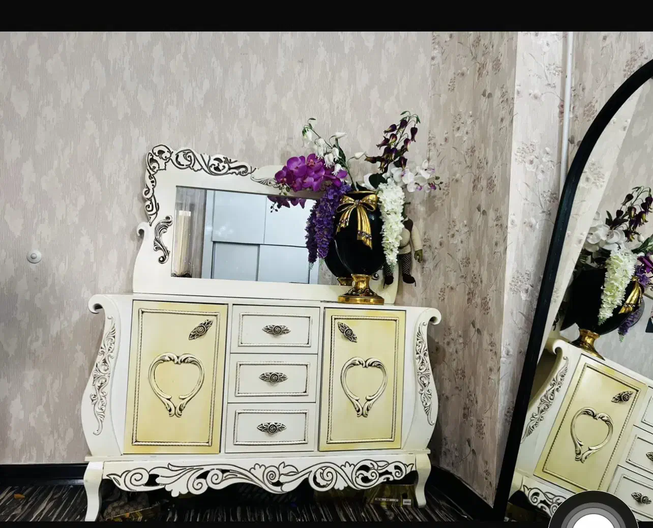 انتیک|بوفه، ویترین، کنسول|تالش, هشتپر|دیوار