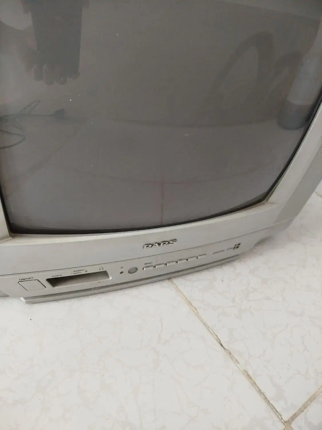 تلویزیون ۱۴|تلویزیون و پروژکتور|زاهدان, |دیوار