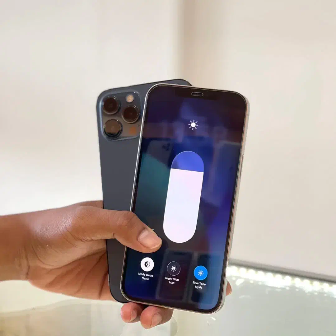 اپل iPhone 12 Pro Max با حافظهٔ ۲۵۶ گیگابایت|موبایل|مشهد, کوثر|دیوار