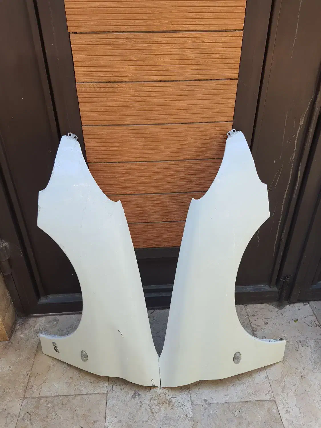 گلگیر فابریک 206 وکاپوت|قطعات یدکی و لوازم جانبی|بوئین زهرا, |دیوار