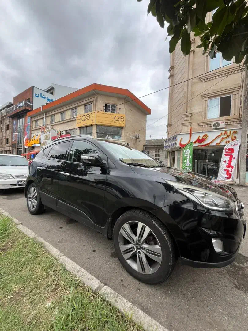 توسان 2015 بی رنگ موتور 2400مشکی،جفت|خودرو سواری و وانت|رشت, کوی مهر|دیوار