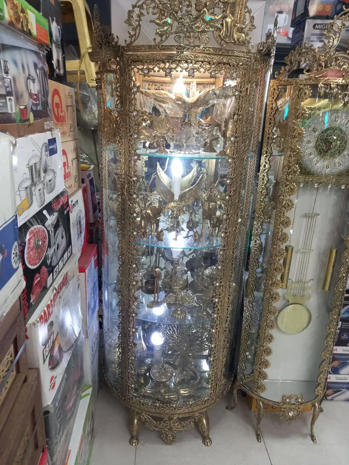 ویترین برنز درجه یک ۴طبقه نو|بوفه، ویترین، کنسول|تهران, شیوا|دیوار