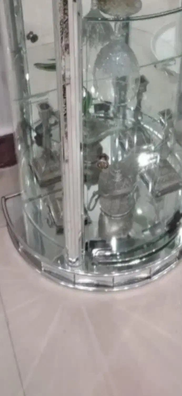 میز آینه ای|بوفه، ویترین، کنسول|قم, شهرک قدس|دیوار