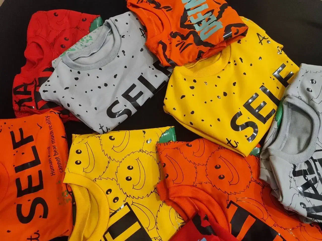 دورس و لباس|لباس|فومن, |دیوار