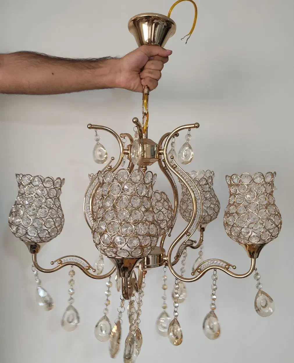 لوستر کریستالی لوکس|لوستر و چراغ آویز|صدرا-فارس, فاز ۱|دیوار