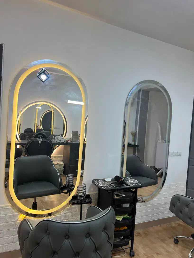 فروش اینه نو درجه یک فوری|آرایشگاه و سالنهای زیبایی|رامسر, |دیوار