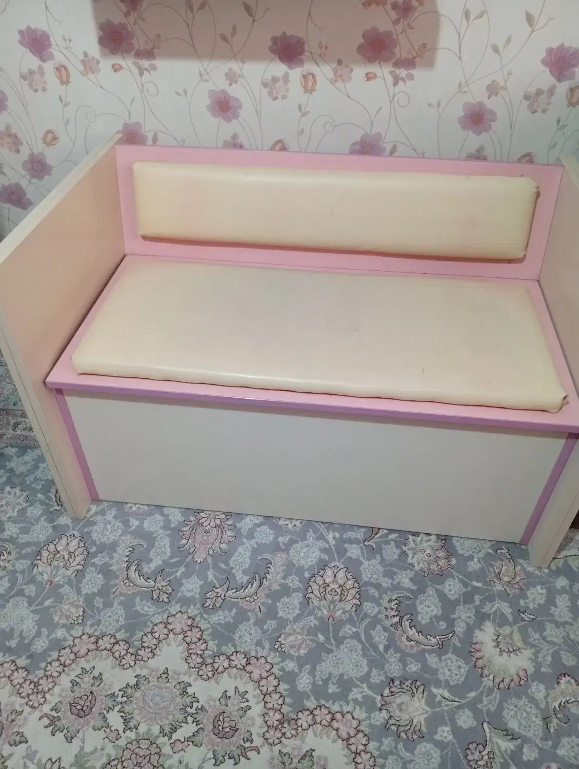 مبل اتاق کودک باکس دار|مبلمان خانگی و میز عسلی|تهران, کوهک|دیوار