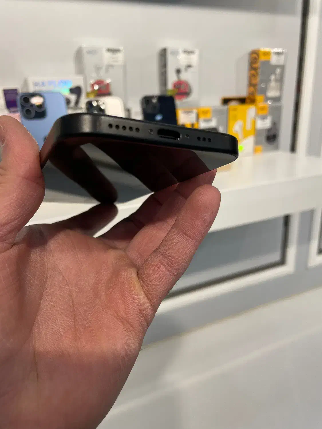 ایفون 15 باتری 98%|موبایل|اصفهان, هزارجریب|دیوار