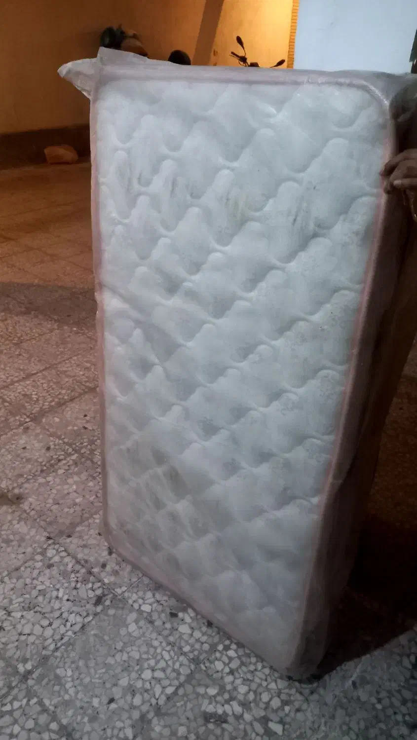 خوش خواب|تخت و سرویس خواب|سمنان, |دیوار