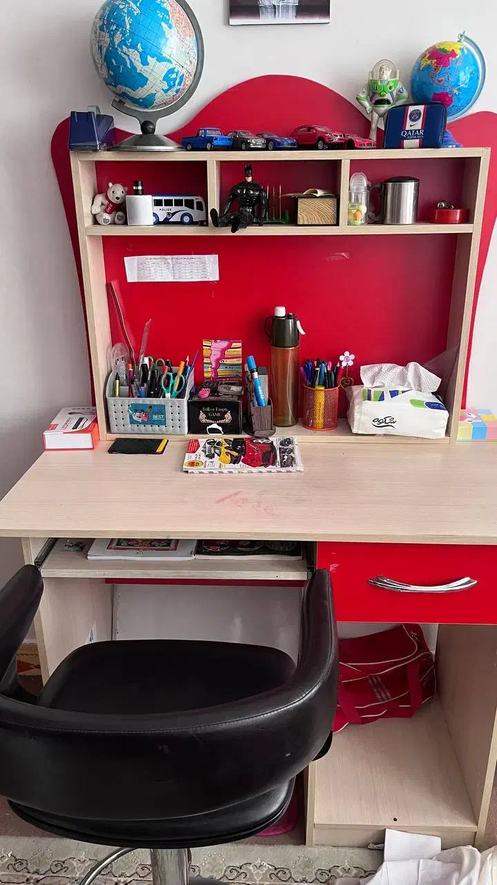 سیسمونی|تخت و سرویس خواب|شاهین دژ, |دیوار