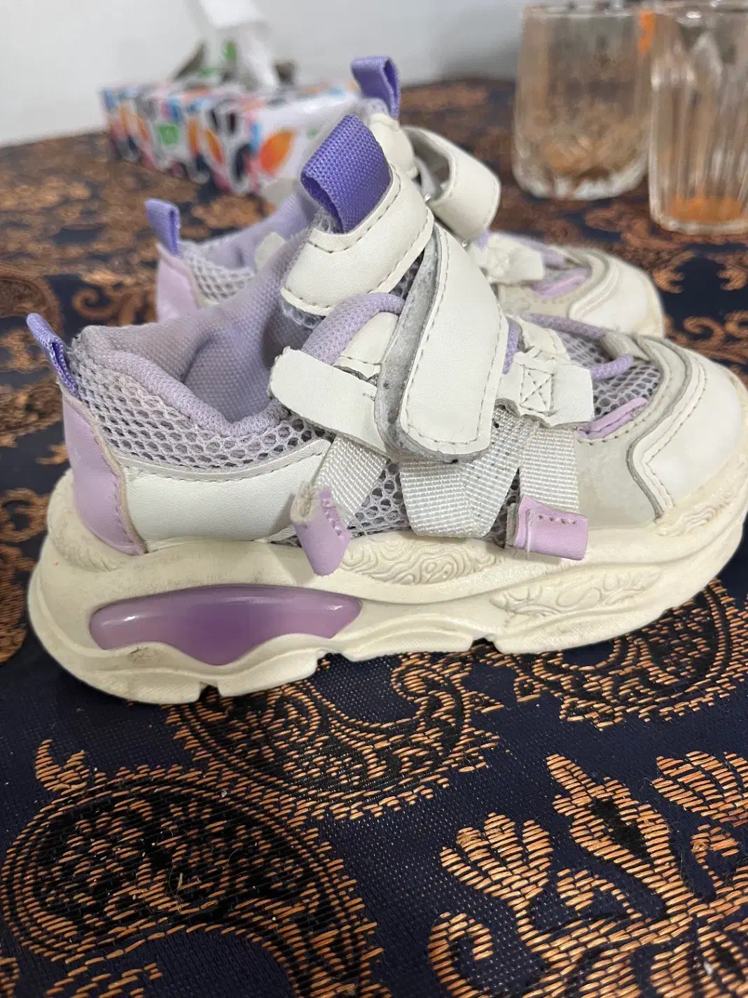 کفش دوقلوی کاملا نو|کفش و لباس بچه|قائم‌شهر, |دیوار