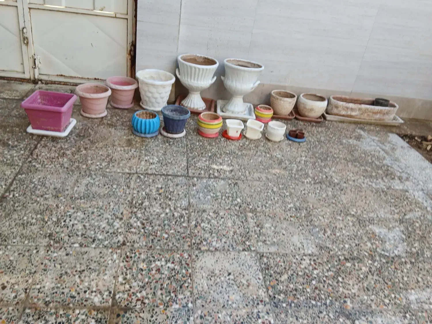 گلدان|صنایع دستی و سایر لوازم تزئینی|باغ ملک, |دیوار