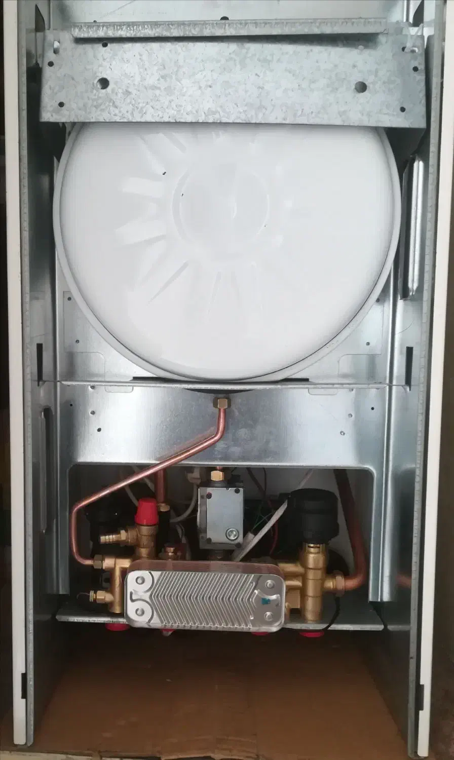 پکیج ایران رادیاتور E24FF|آبگرمکن، پکیج، شوفاژ|تهران, شمیران‌نو|دیوار