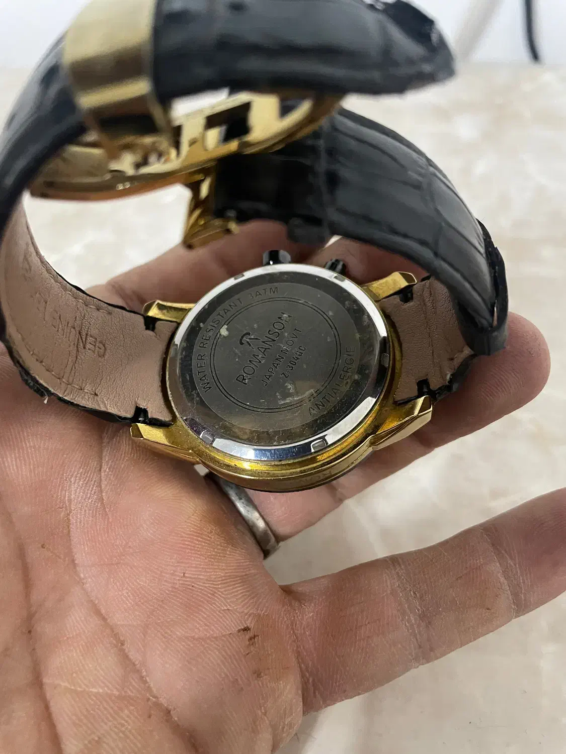 ساعت مچی|ساعت|قم, نیروگاه|دیوار