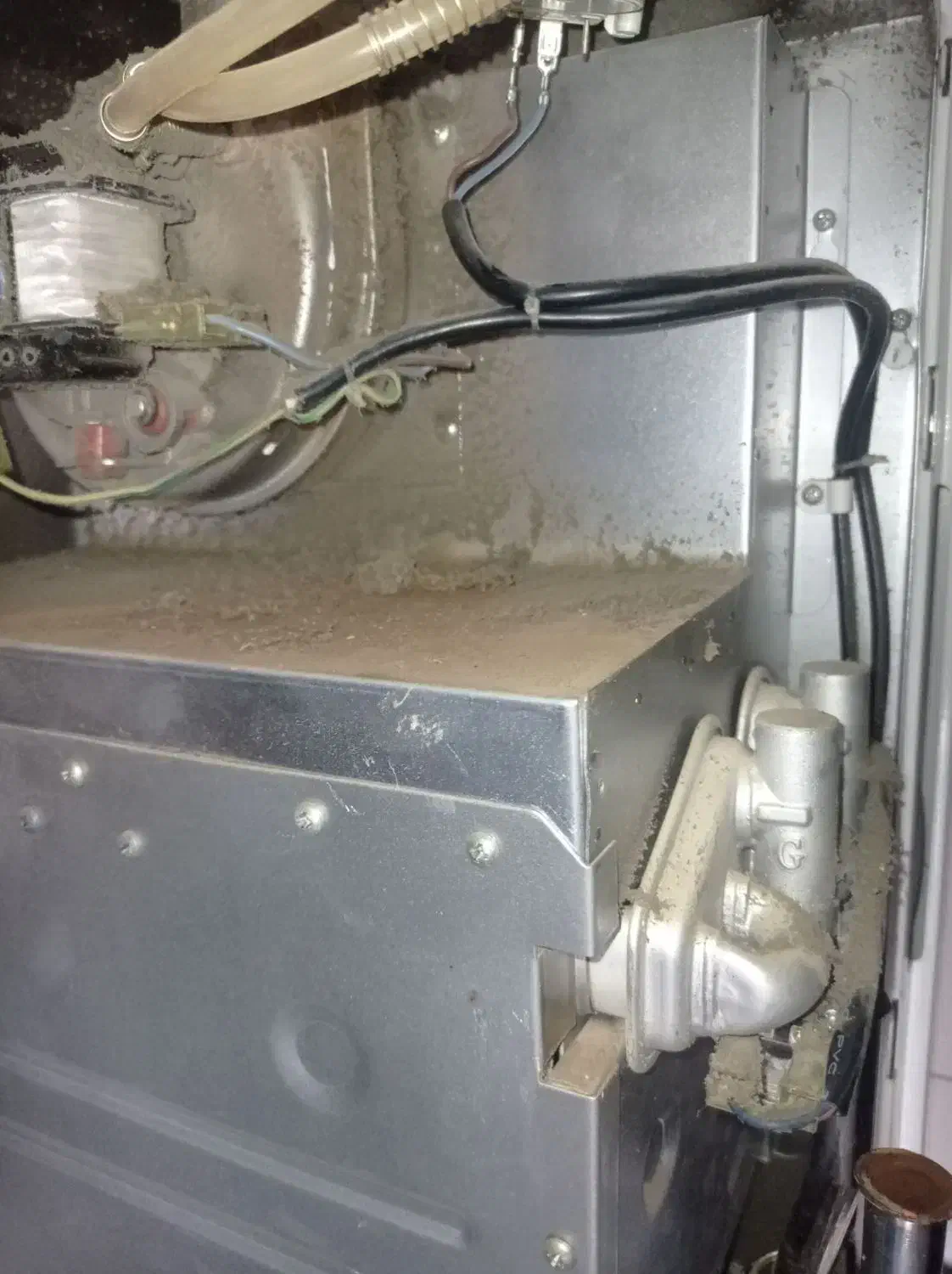 سرویس و تعمیرات تخصصی انواع پکیج ابگرمکن در محل|خدمات پیشه و مهارت|بیرجند, |دیوار