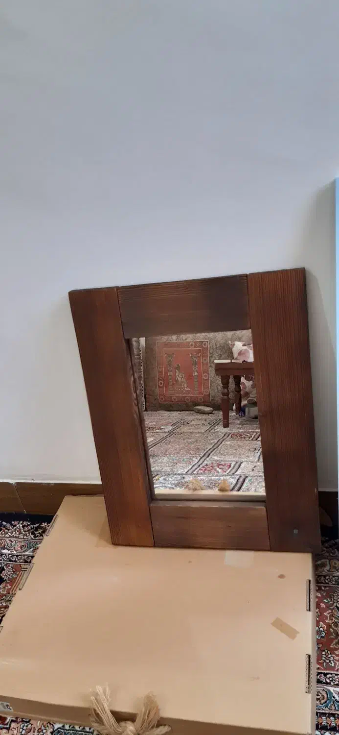 آینه|آینه|ایلام, |دیوار