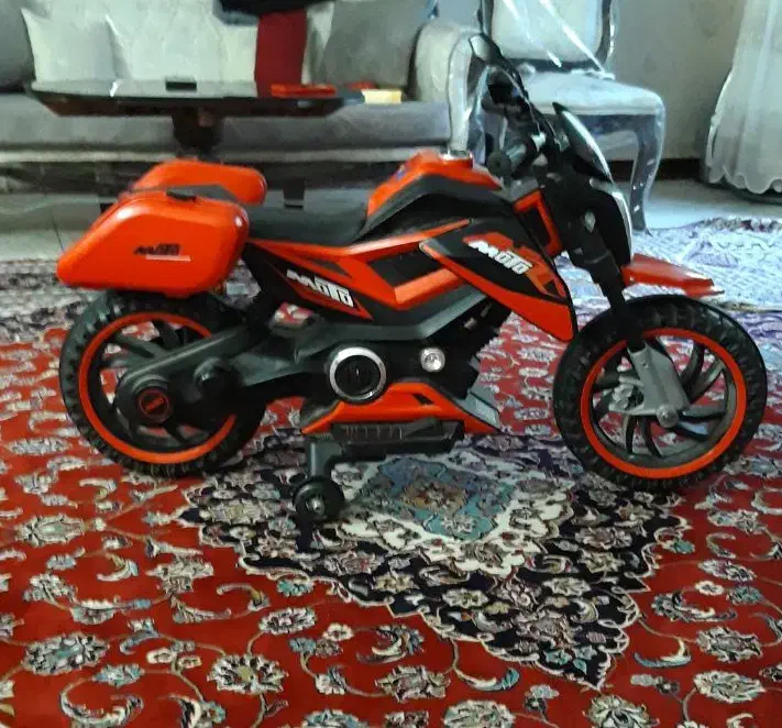 موتور شارژی در حد نو|اسباببازی بچه|همدان, |دیوار