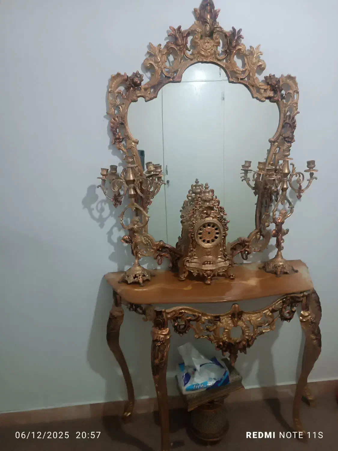 آینه شمعدان|آینه|نسیم‌شهر, |دیوار