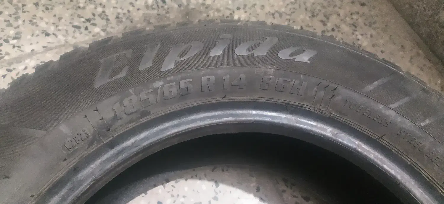 لاستیک۱۸۵*65*14|قطعات یدکی و لوازم جانبی|فولادشهر, مسکن مهر فولادشهر|دیوار